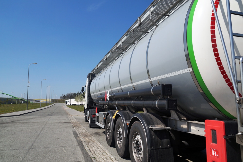 Asphalt-Parking-Truck-Stops