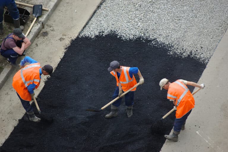 Discover How Asphalt Paving Works and Its Benefits