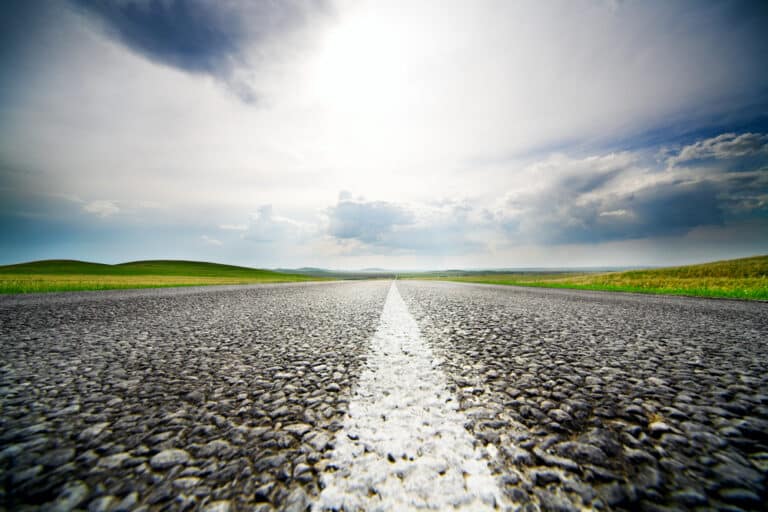 The Pros and Cons of Recycled Asphalt